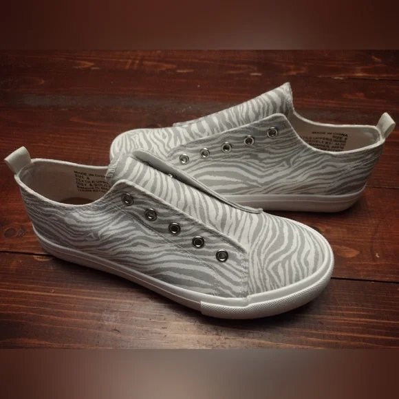 Serra Shoes Serra Zebra Print Memory Foam Ladies Canvas